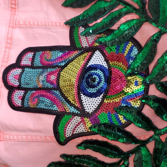 Hamsa Peach Vest - Picture 6 of 7